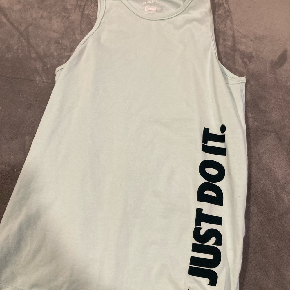 nike tank top